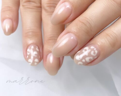 B382A8F4-D9ED-4F5A-995D-7971E87D824A